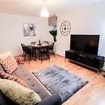 Beautifully Presented 3 Bed Hampstead Property