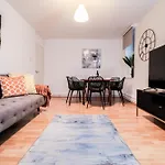 Beautifully Presented 3 Bed Hampstead Property