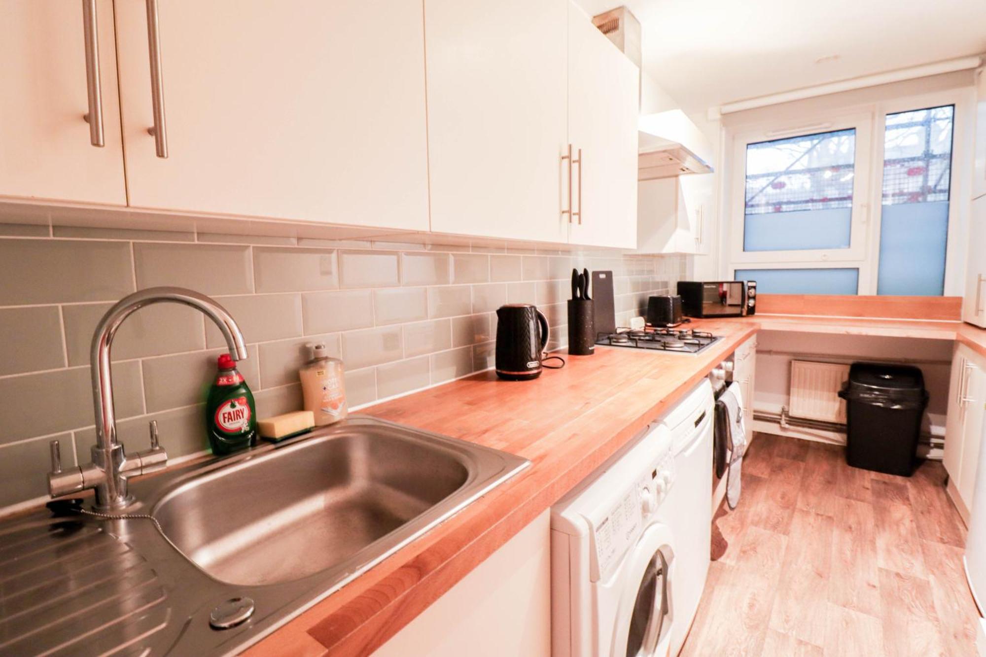 Beautifully Presented 3 Bed Hampstead Apartment